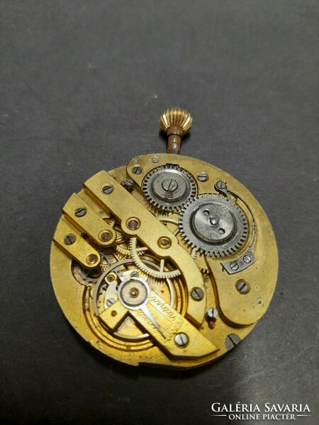 Functional, 150-year-old pocket watch structure.