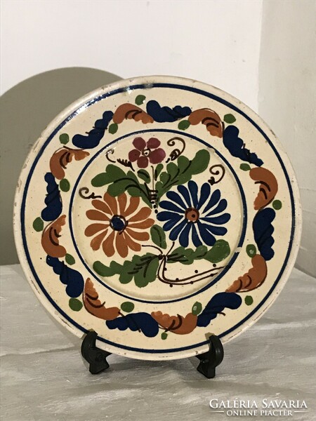 Folk ceramic wall plate-retro handpainted folk art wallplate