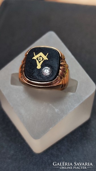 10 carat gold signet ring