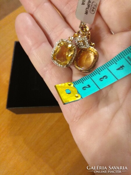 Ezüst aranyozott fülbevaló csillogó sárga kővel