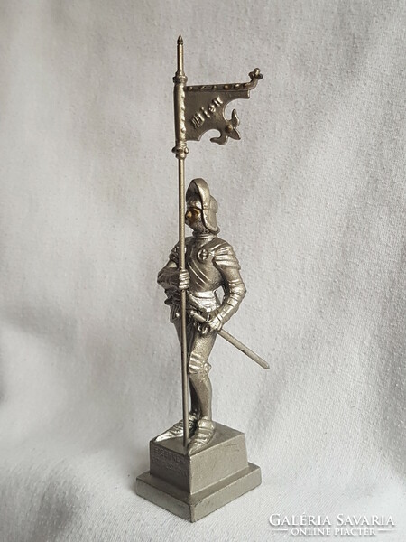 Viennese Armored Knight Statue (Wiener Rathausmann)