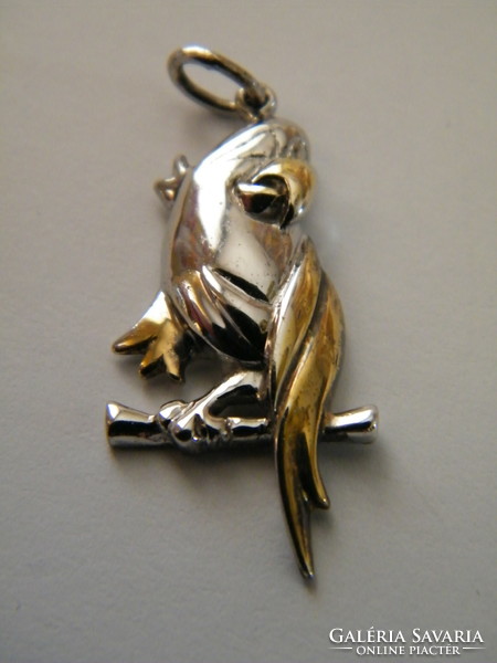 Gold-plated silver pendant in the shape of a parrot