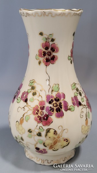 Zsolnay kézzel festett pillangós porcelán váza