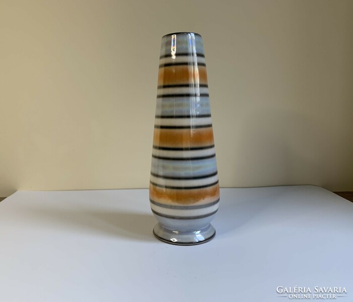 Retró kerámia csíkos irizáló lüszteres váza kis csorbával- 28,5 cm