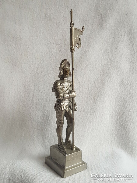 Viennese Armored Knight Statue (Wiener Rathausmann)