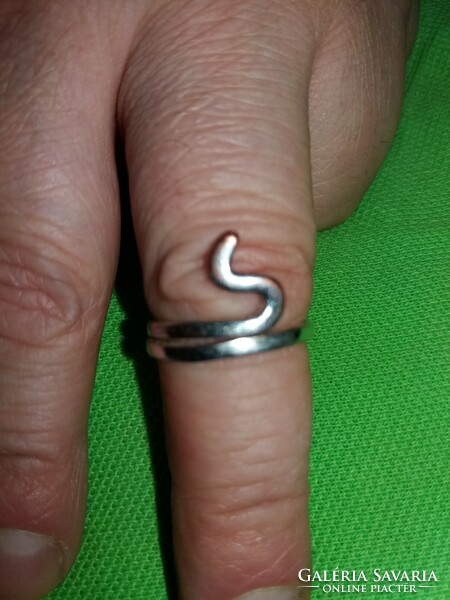 Retro kígyó alakú forma ezüstözött bizsu gyűrű a képek szerint