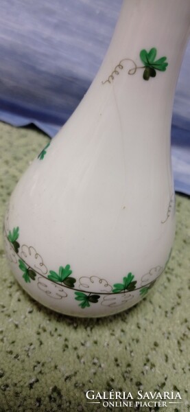 Herend's small vase, I hope it will be useful to someone