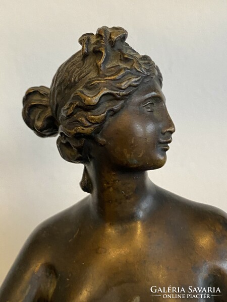 Antique female nude bronze statue