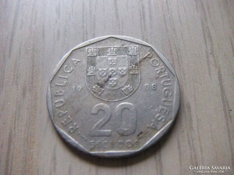 20  Escudo   1988   Portugália