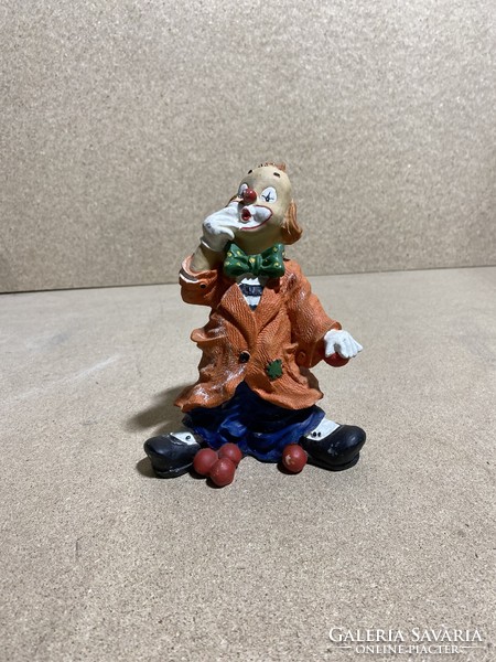 Ceramic clown figure, perfect, size 17 x 13 cm. 2187
