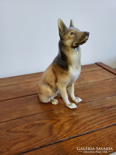 Royal Dux kutya porcelán