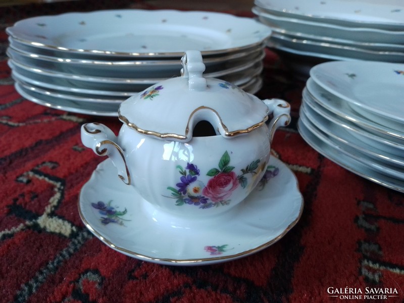 Antik régi Zsolnay porcelán étkészlet tányér készlet + kiöntő mini lekváros szószos virágminta