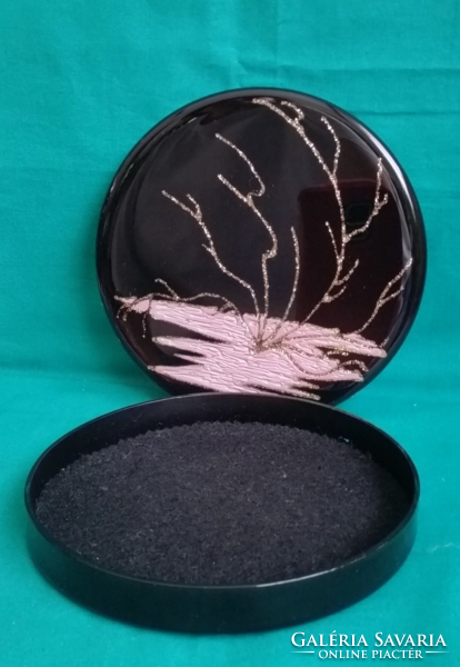 Italian black mirror glass jewelry box, with a shiny design, 15 cm diameter