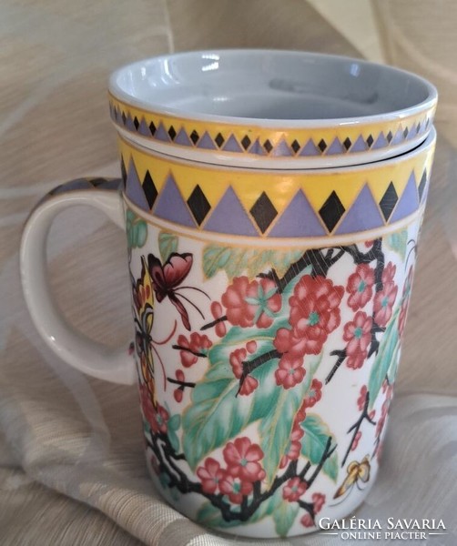 Japanese butterfly pattern mug with tea filter