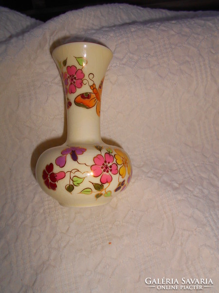 Zsolnay  váza