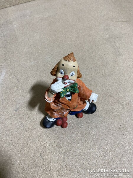 Ceramic clown figure, perfect, size 17 x 13 cm. 2187