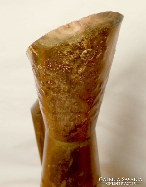 Copper hammered spout k.J. With Signo. A unique rarity