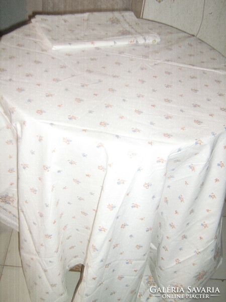 Beautiful vintage bedding set with small flowers