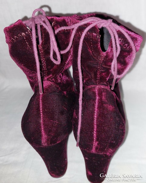 Burgundy velvet ankle boots uk7 (41)