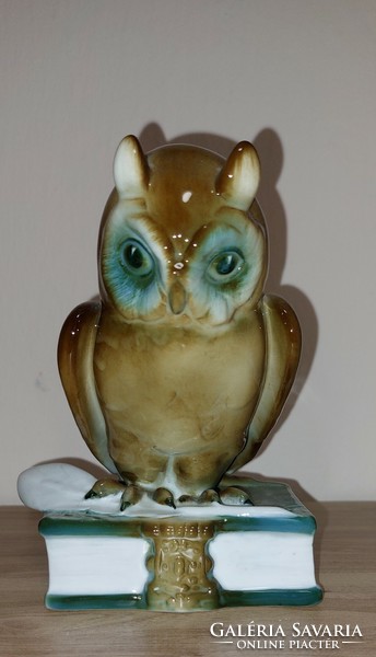 Zsolnay bookish owl