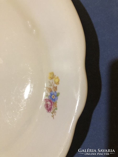 Zsolnay round serving dish