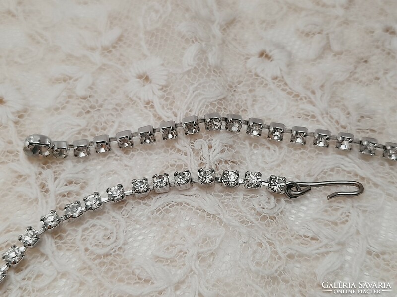Rhinestone necklace, 43 cm
