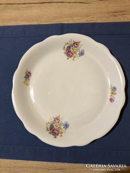 Zsolnay round serving dish