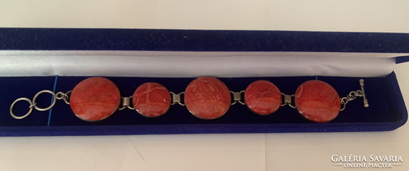Coral set in silver on a medal chain, bracelet with coral set in silver discs