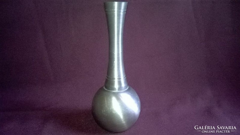 Narrow-necked pewter jug, spout