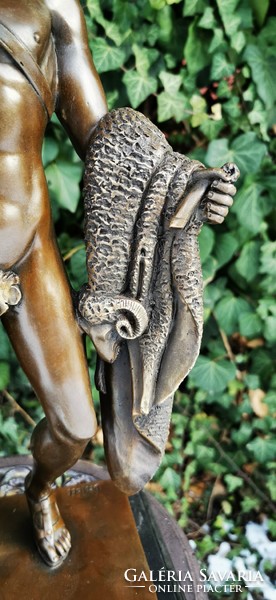 Iaszón az aranygyapjú hőse - mitológiai bronz szobor