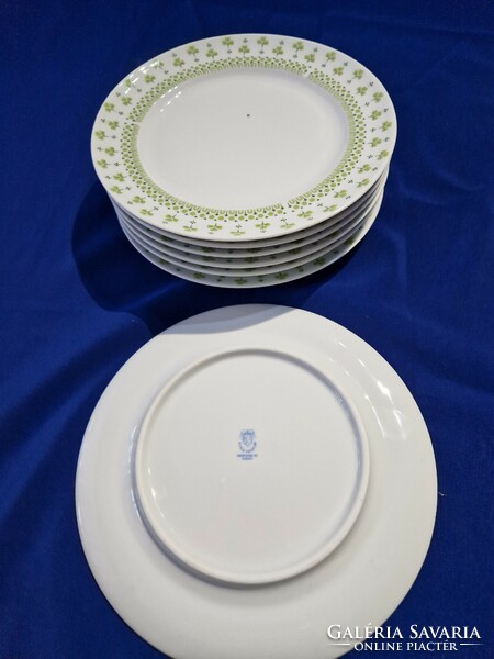 Lowland parsley/clover pattern plates.