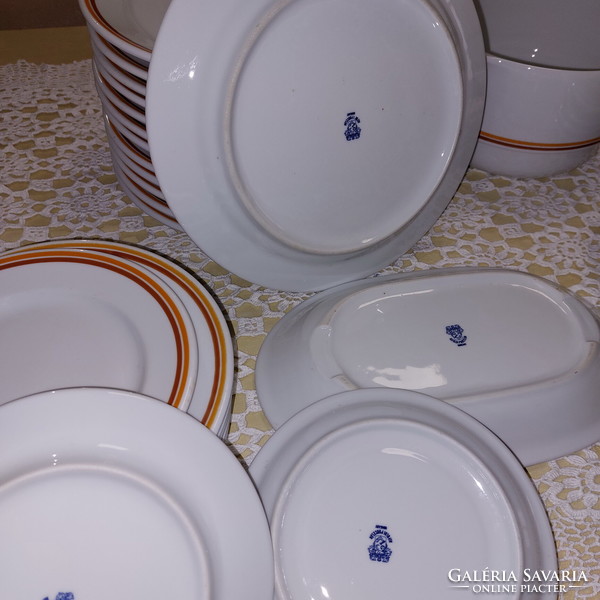 Alföldi porcelán sárga barna csíkos  ﻿16db lapos tányér, 24x2,5cm magas