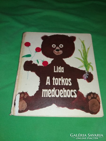 1977. Lida: the black-throated bear with the drawings of the condor Lajos, according to the pictures