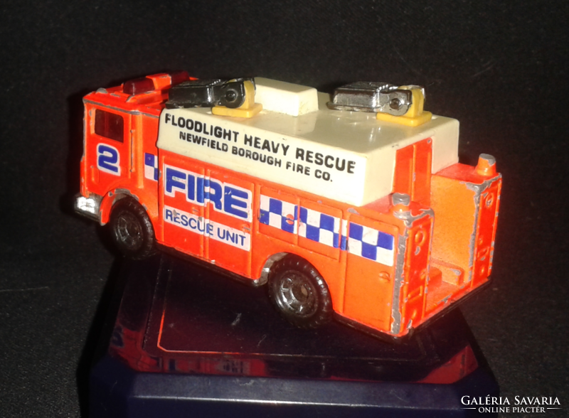 MATCHBOX MACK AUXILIARY POWER TRUCK 1991