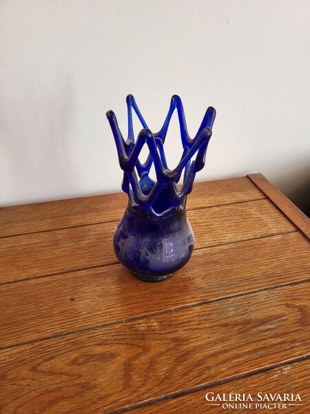 Kék tört mintás üveg váza