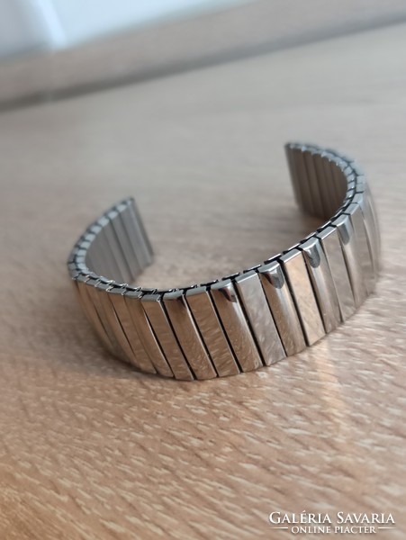 Flexible steel watch strap (17 mm)
