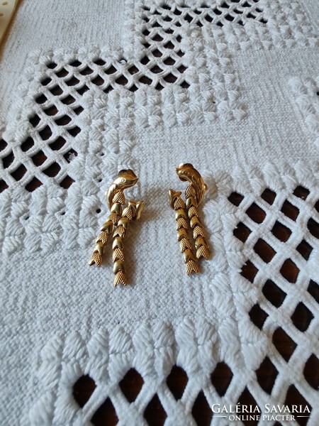 14-carat dolphin earrings, worn once, 4.3 gr