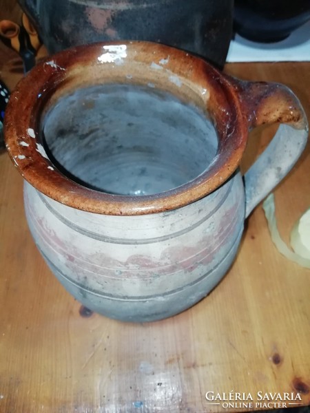 Folk jug, sylke 1. It is in the condition shown in the pictures.