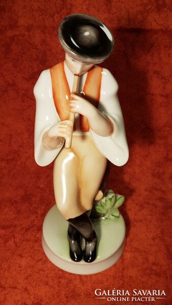 1 Ft-ról! ZSOLNAY ,,Furulyázó fiú" porcelán, szép állapotban, 27 cm magas