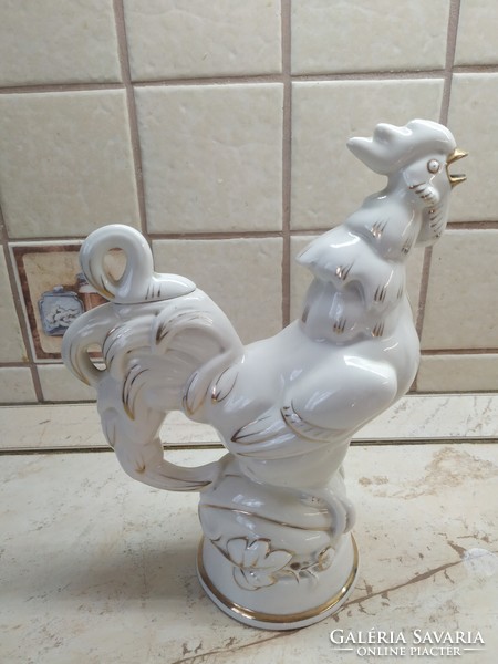 Porcelain rooster-shaped spout for sale!
