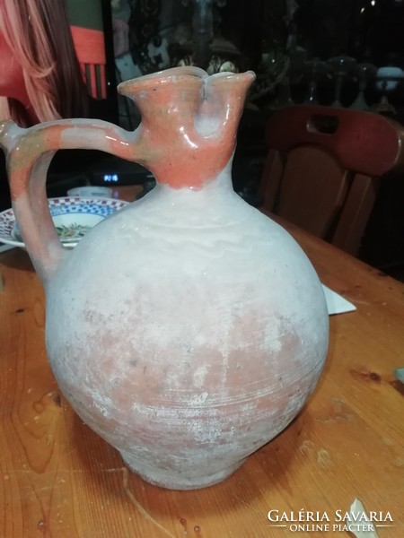 Folk jug, sylke 5. It is in the condition shown in the pictures.