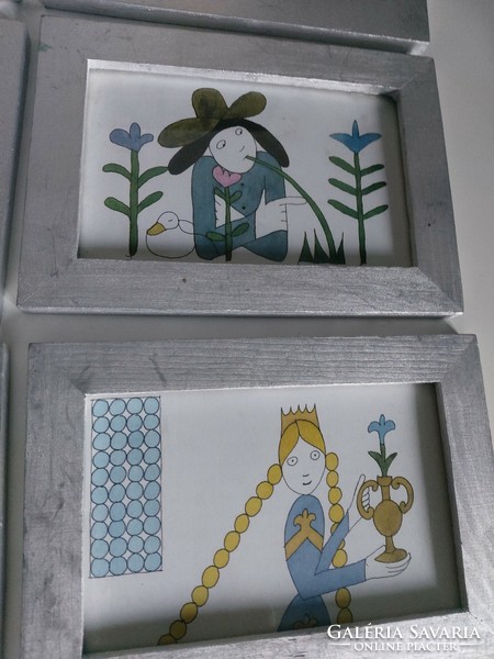 6 charming, fairytale-themed pictures in a silver-painted wooden frame (18 × 13 cm)