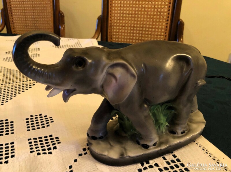 Beautiful, old elephant ceramic mood lamp