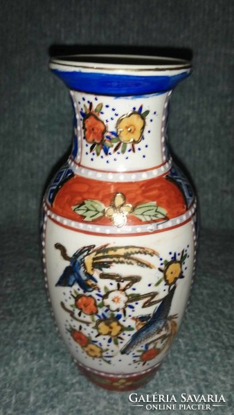 Chinese porcelain vase 17cm (a5)