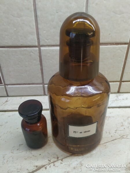 Old large apothecary glass brown pharmacy apothecary corked glass bottle for sale!