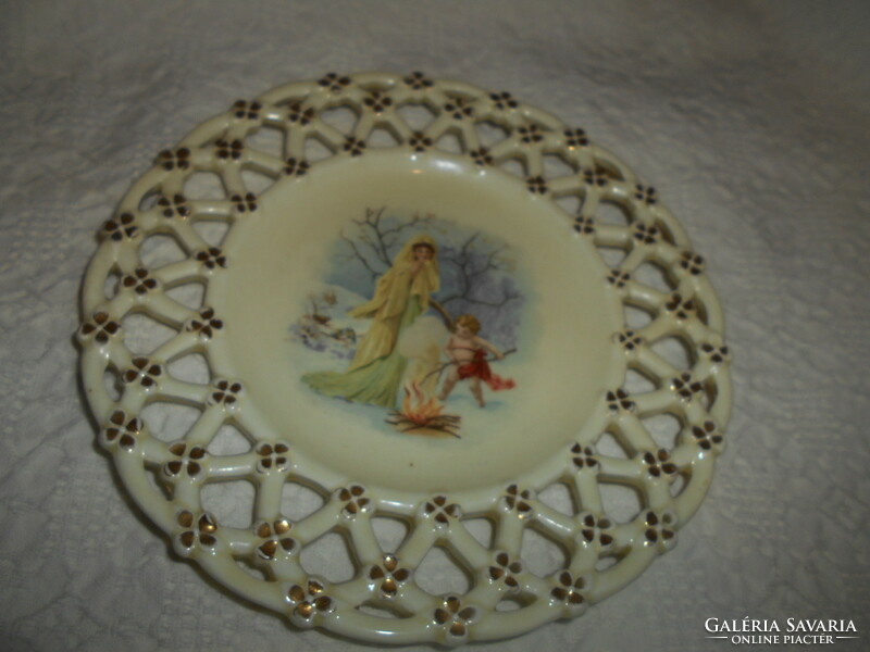 Zsolnay porcelain faience plate with an openwork border - 1880s - with a mark pressed into the mass