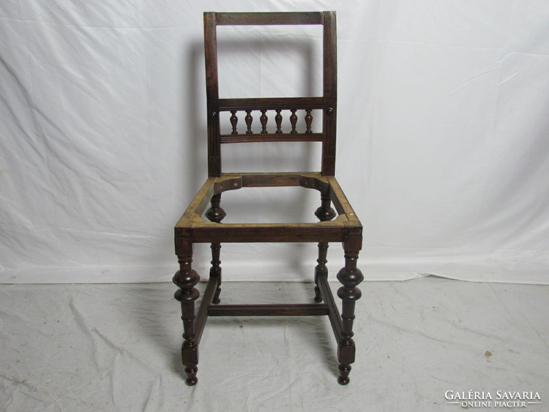 Antique Neo-Renaissance chair (restored)
