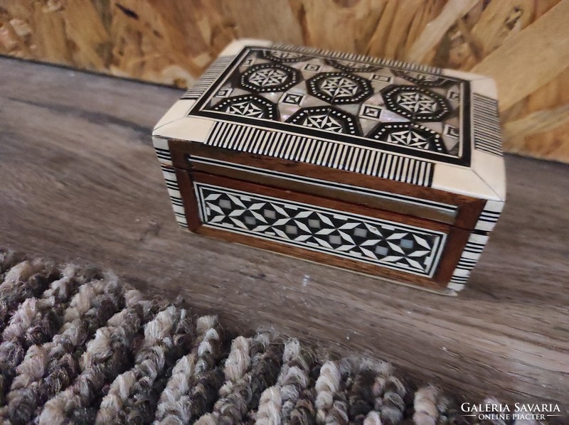 Jewelry holder with bone and mother-of-pearl inlay