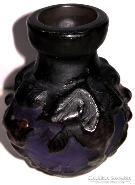 Dt/363. – Art nouveau laminated glass vase with gallé mark