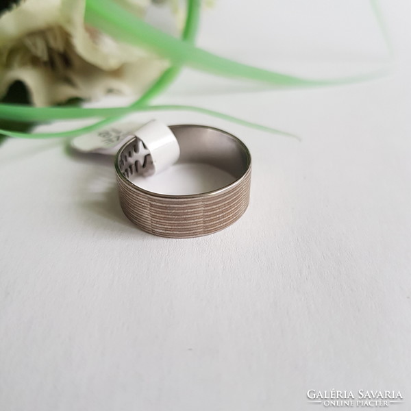 New, silver-colored, ground fish pattern, striped matte ring - usa 8 / eu 57 / ø18mm